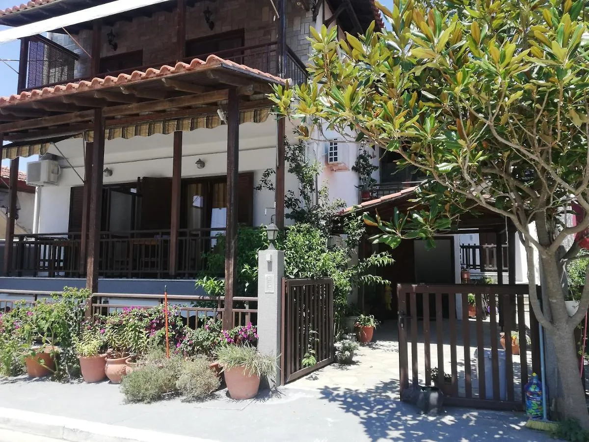 דירות House Anna סארטי