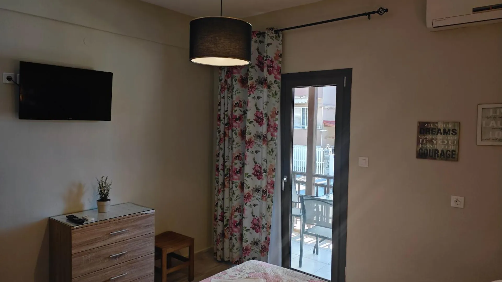 House Anna Sarti Apartment 0*,